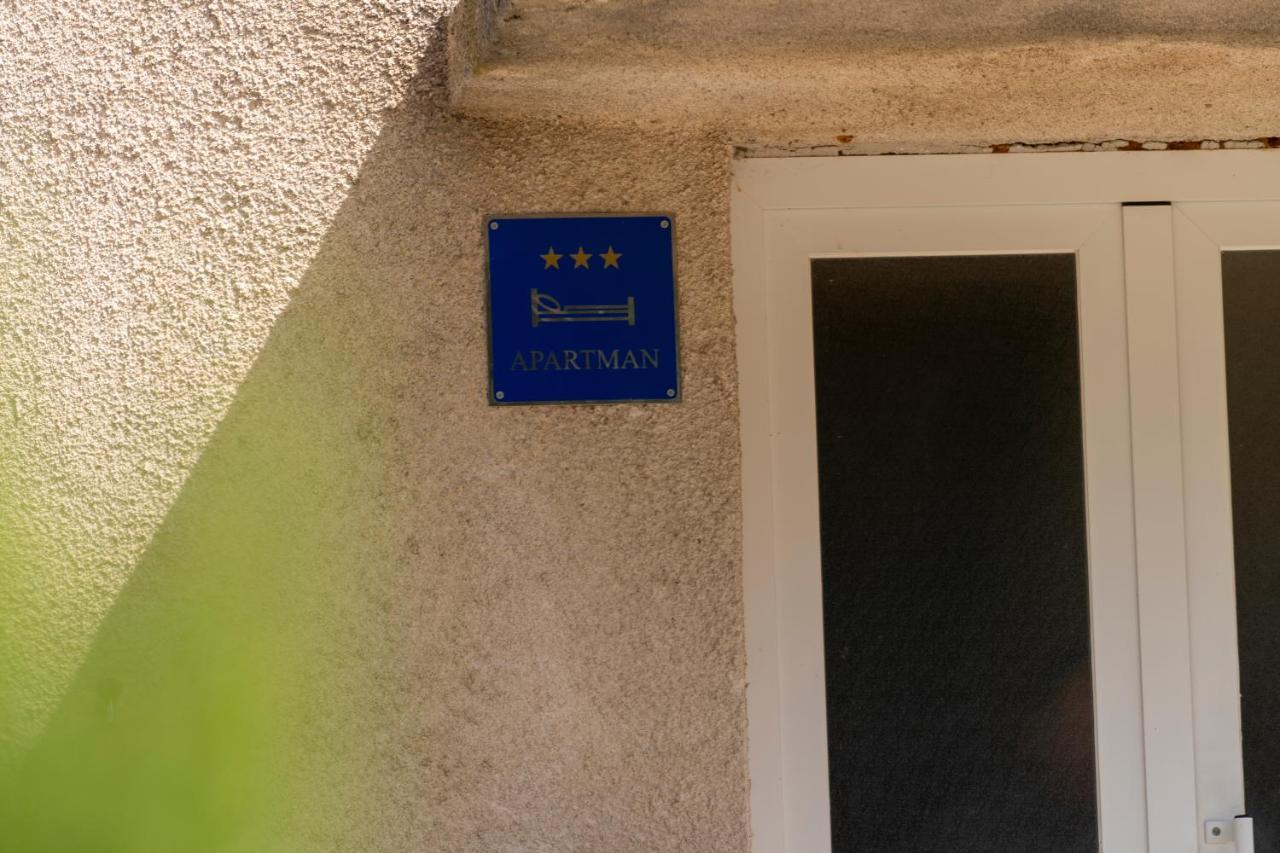 Apartman Curcic Knin Exterior photo